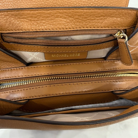 Michael Kors Raven Backpack NWT main image 4